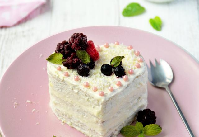 Layer cake aux fruits rouges