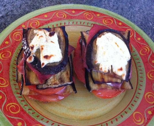 Bruschettas aubergine / tomate / jambon / fromage