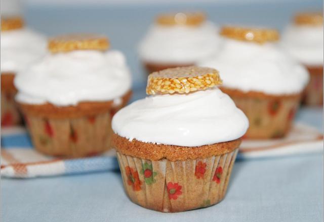 Cupcake à l'orientale, aux graines de sésame et fleur d'oranger