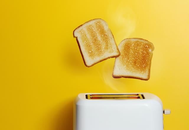 Est-ce une bonne idée de griller son pain au petit-déjeuner ? Ce médecin répond