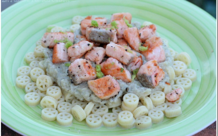 Saumon sauté, sauce légère au fenouil et à l'origan