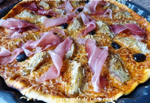 Pizza artichaut et jambon speck à l'emmental