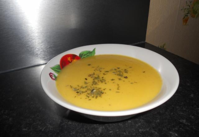 Velouté de potiron et petits légumes