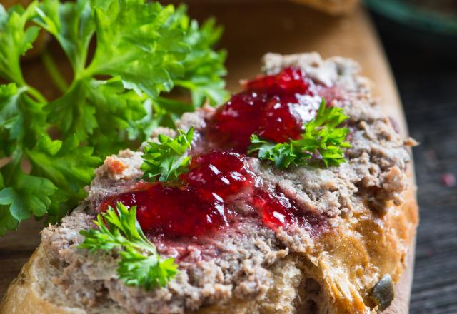 Mousse de foie gras en gelée