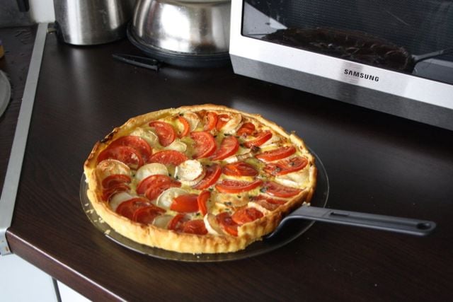 Tarte chèvre et tomate aux œufs