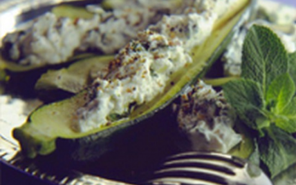 Courgettes farcies au Banon et à la menthe