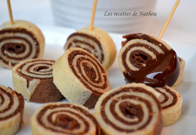 Roulés de crêpes et fondue au chocolat