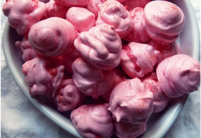 Petites meringues aux fraises tagada