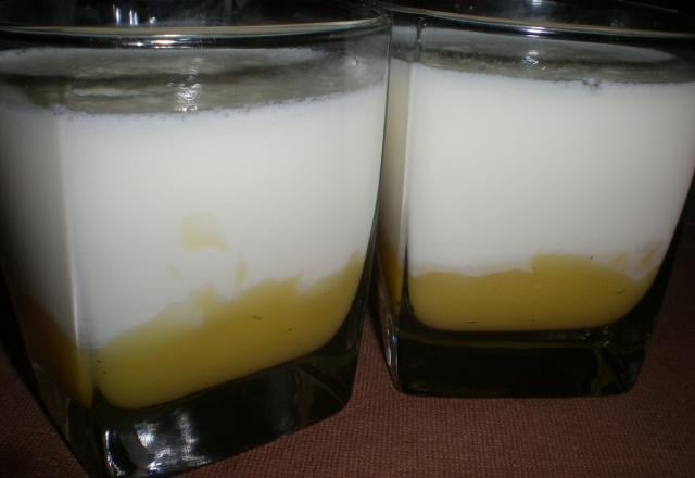 Panna cotta sur lit de lemon curd