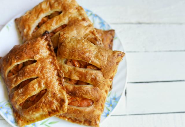 Connaissez-vous la Jalousie aux pommes, un délicieux gâteau avec de la pâte feuilletée croustillante ?