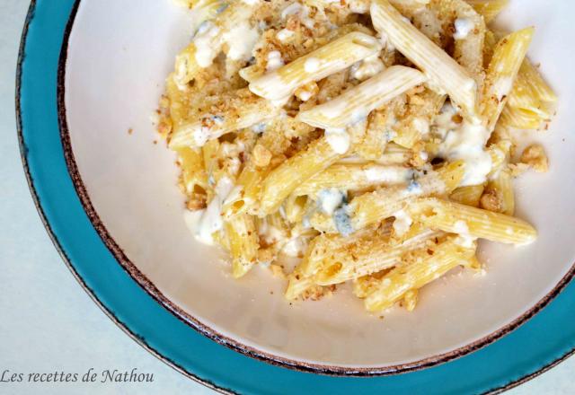 Pennes sauce crémeuse au gorgonzola et aux noix