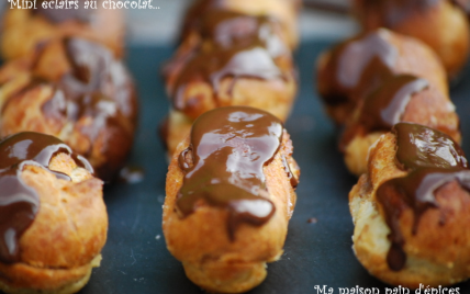 Mini éclairs au chocolat