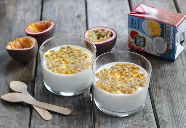 Panna cotta à la crème de coco et fruit de la passion