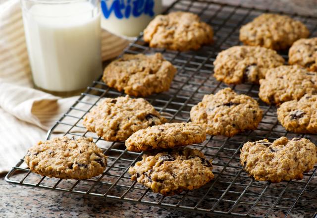 Avec cette recette, reproduisez les fameux biscuits aux flocons d'avoine et chocolat comme chez Ikea !