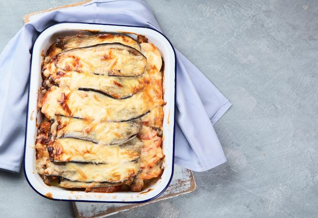 “On va bien bien saler les aubergines” : voici les astuces de ce chef pour bien réussir la moussaka