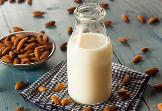 Plus économique : voici comment faire votre lait d’amande maison !