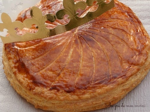 Galette des rois frangipane cacaotée et crème de clémentine de Corse