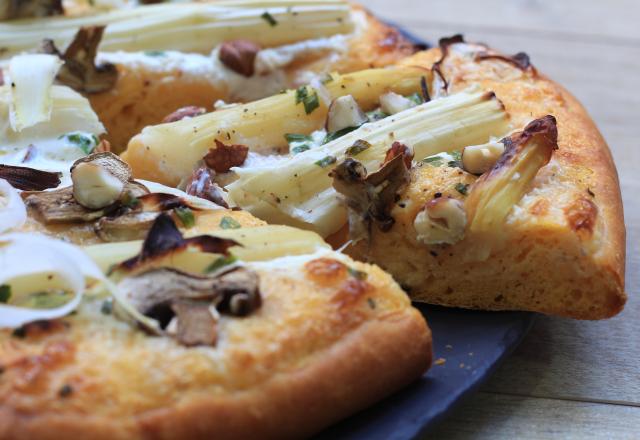 Pizza Healthy aux Asperges des Sables des Landes IGP et à la patate douce