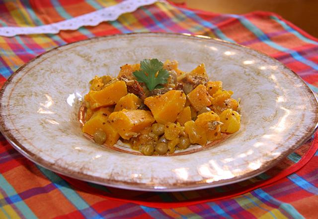 Mijoté de butternut aux pois chiches et abricots secs