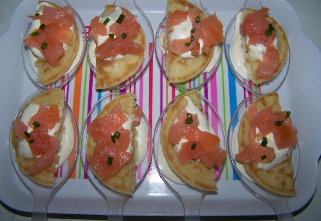 Bouchées blinis et saumon