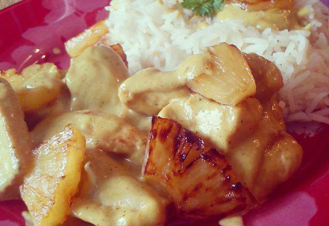 Sauté de poulet ananas, sauce curry coco