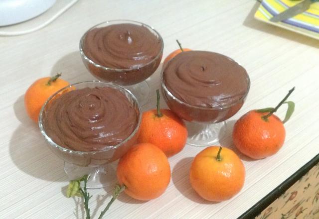 Mousse onctueuse au chocolat rapide