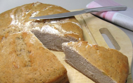 Pain à la châtaigne et pignons de pins sans gluten