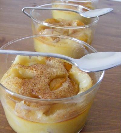 Clafoutis aux mirabelles en verrine.