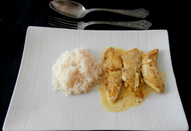 Poulet mariné curry, épices, coco et citron vert