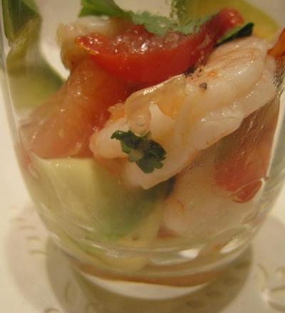 Verrines crevettes avocat et pamplemousse