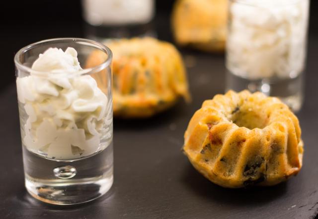 Mini kouglof escargots tomates séchées et chantilly au roquefort