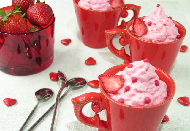 Mousse de fraises et sa chips croquante