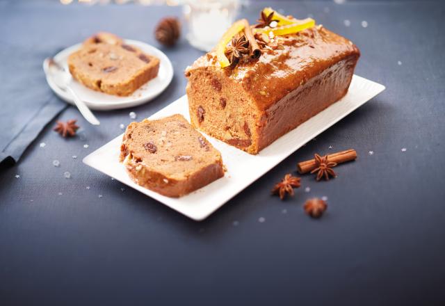 Le Cake aux épices de Noël et au vin rouge