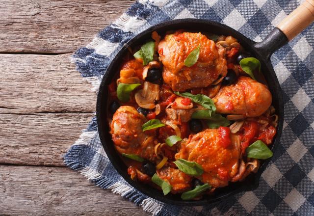 Connaissez-vous le poulet cacciatore avec sa sauce tomate aux olives typique d’Italie ?