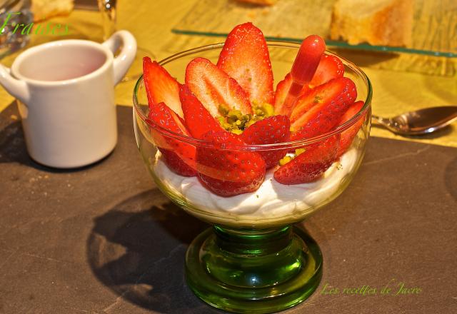 Soupe de fraises et espuma mascarpone