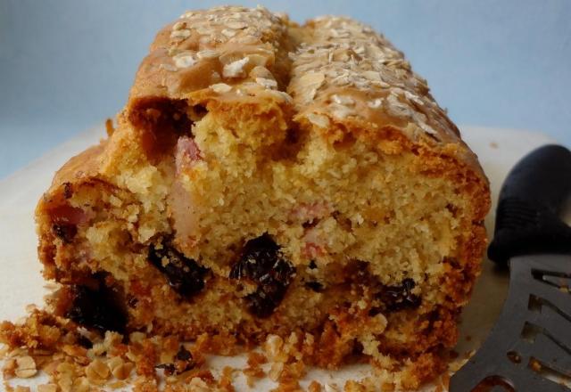 Cake à la bière, au jambon cru et aux figues sèches