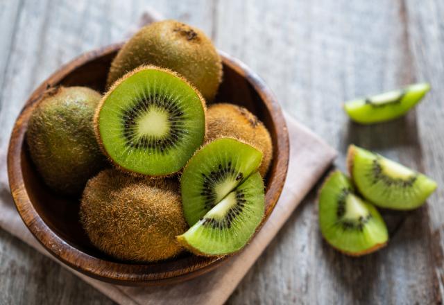 L'astuce infaillible pour faire mûrir ces kiwis trop  durs