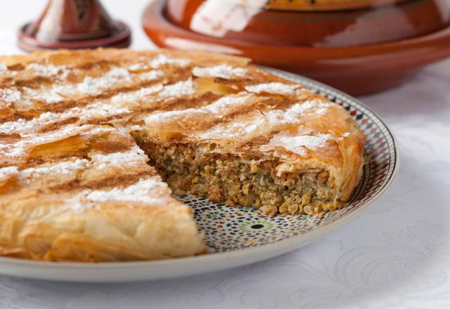 Cyril Lignac dévoile sa recette ultra-savoureuse de pastilla de poulet  !