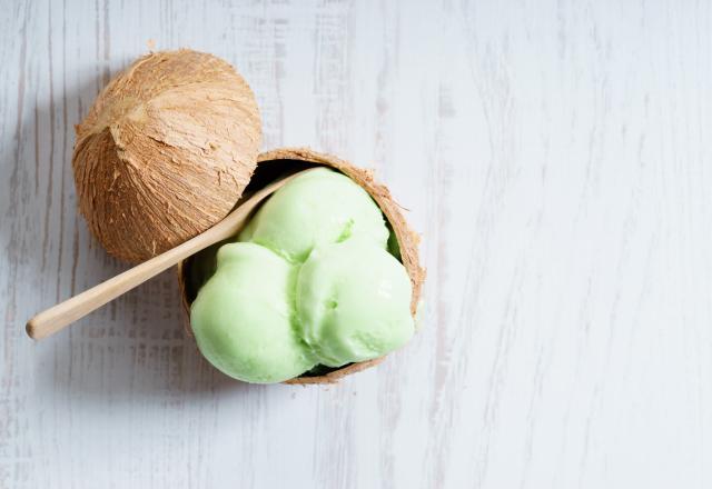 Cette glace antillaise au lait de coco et citron vert à faire sans sorbetière va vous régaler cet été