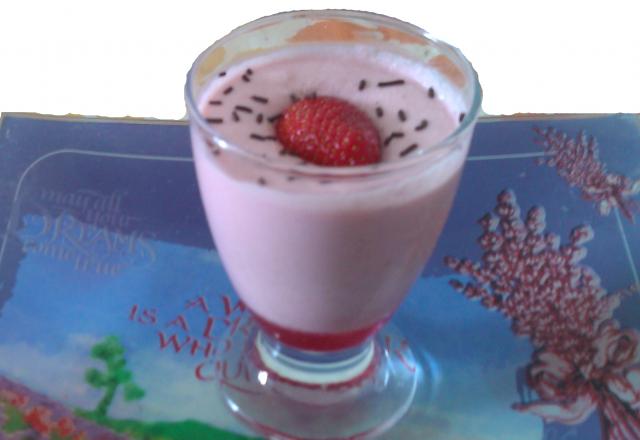 Mousse à la fraise classique