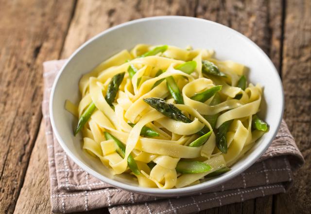 Tagliatelles aux asperges vertes