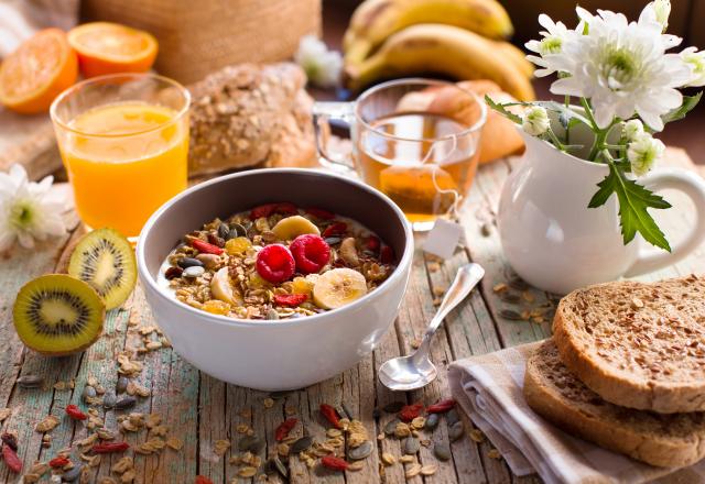 Café, fruits, noix, voici pourquoi il faut absolument privilégier ce type d’aliments d’après ce spécialiste