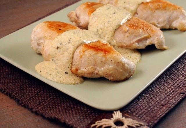 Filet de poulet jaune fermier sauce Livarot AOP