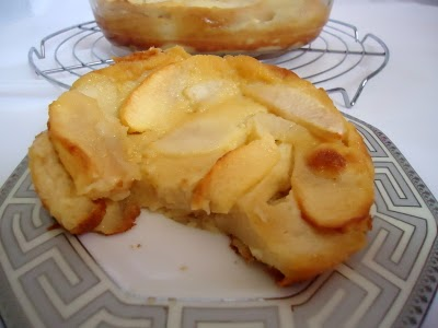 Clafoutis de poires et pommes au caramel