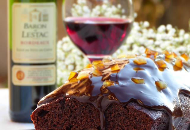 Gâteau au chocolat et vin chaud