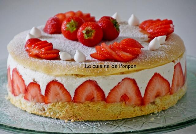 Fraisier au sirop de fraise-basilic et liqueur de basilic, sans beurre