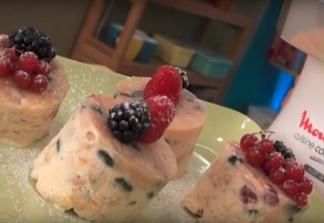 Nougat glacé au miel et fruits secs