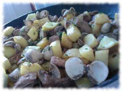 Carne de porco à alentejana