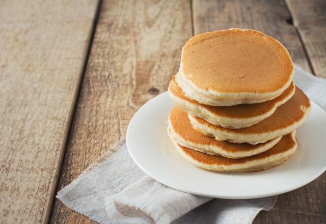 L’astuce de Cyril Lignac pour avoir des pancakes toujours bien moelleux