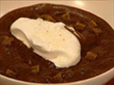 Soupe chocolatée avec glace vanille, canelle ou pain d'épices